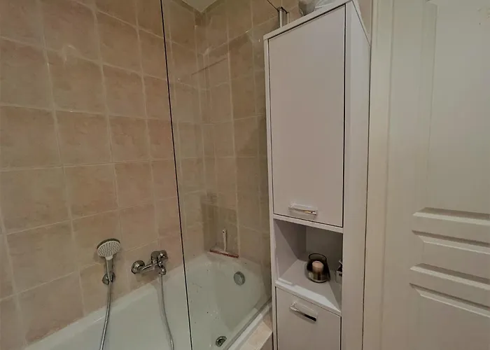 Apartment Feels Like Juan Flore - Air-conditioned Furnished With Terrace & Parking Antibes