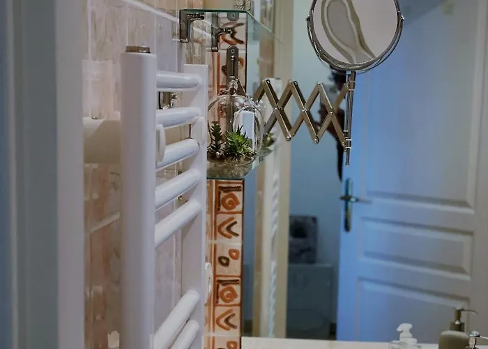 Feels Like Juan Flore - Air-conditioned Furnished With Terrace & Parking Apartment Antibes